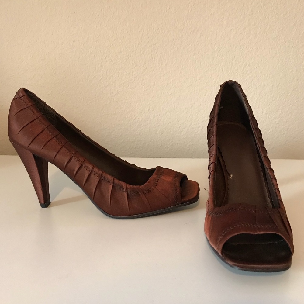 Brown satin Heels
